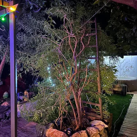 Anas De Maison Atypique Avec Jacuzzi Apartamento